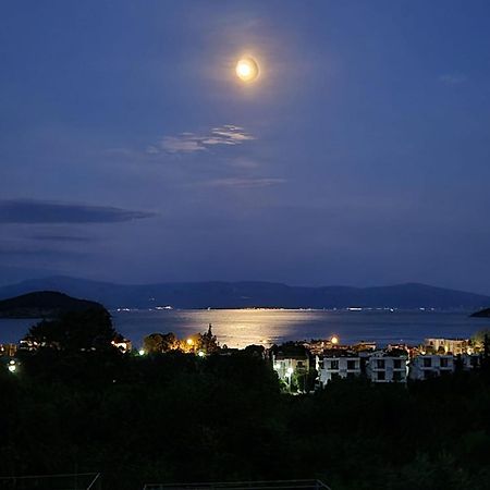 Martha'S Villa Nea Iraklitsa 외부 사진