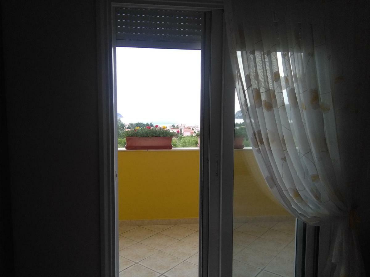 Martha'S Villa Nea Iraklitsa 외부 사진