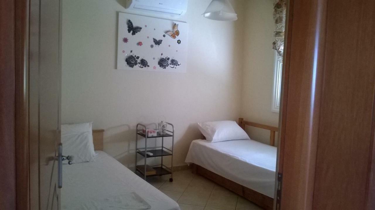 Martha'S Villa Nea Iraklitsa 외부 사진
