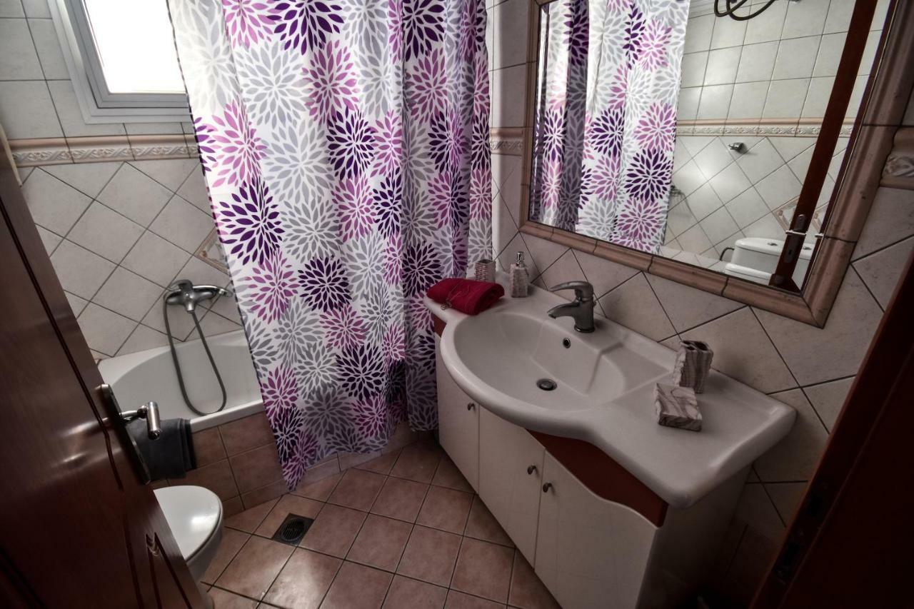 Martha'S Villa Nea Iraklitsa 외부 사진