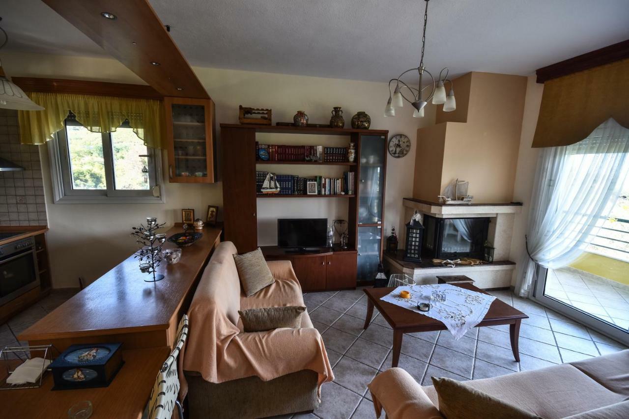 Martha'S Villa Nea Iraklitsa 외부 사진